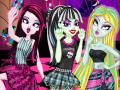Xogo Monster High Vs. Disney Princesses Instagram Challenge 